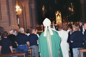 gottesdienst-einzug-bischof-henri-brincard-hd gottesdienst-einzug-bischof-henri-brincard-hd