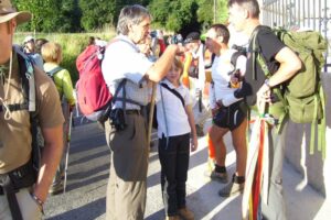 vater-und-sohn-aus-bremen-und-norweger-der-mit-skiern-gestartet-war-r vater-und-sohn-aus-bremen-und-norweger-der-mit-skiern-gestartet-war-r